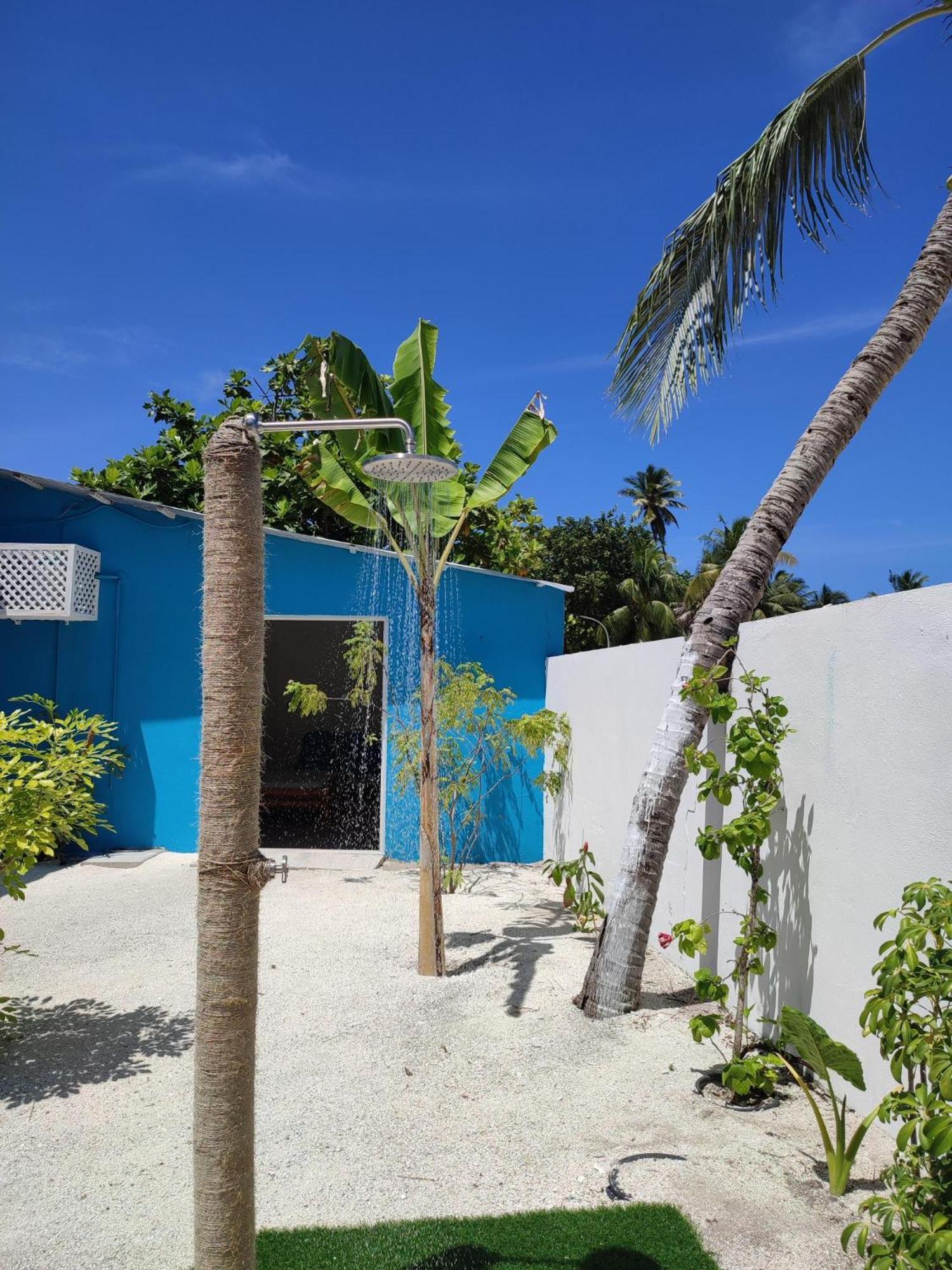 Eq Surf Retreat Hotel Muli Exterior photo